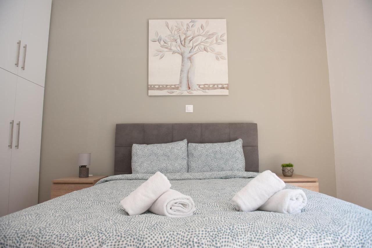Ferienwohnung Newly Renovated Flat 500M From Subway Station Athen Exterior foto